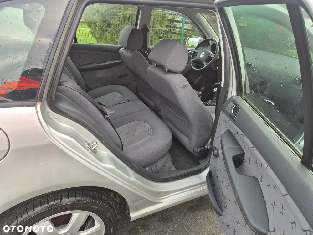 Skoda Fabia 2.0 Excellent - 13