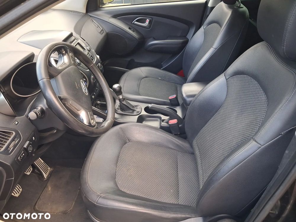 Hyundai ix35 - 12
