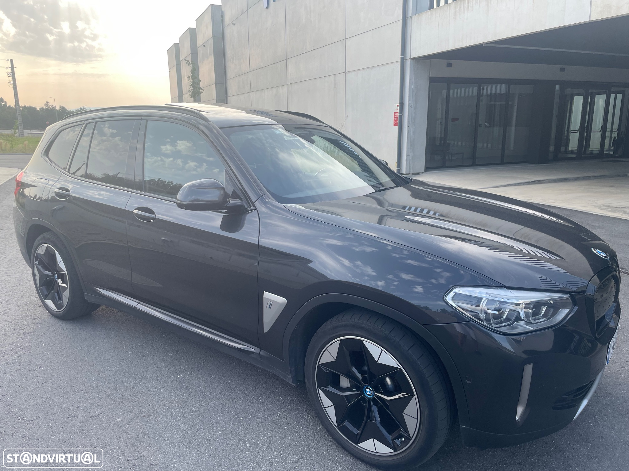 BMW iX3 Impressive - 5