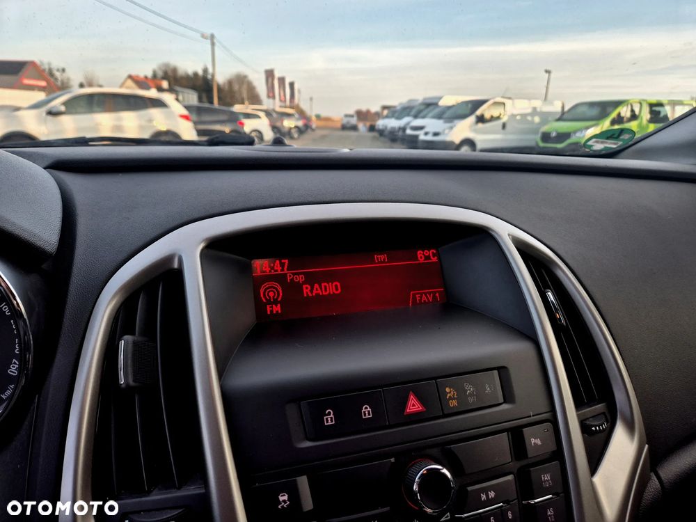 Opel Astra 1.4 Turbo 150 Jahre - 39