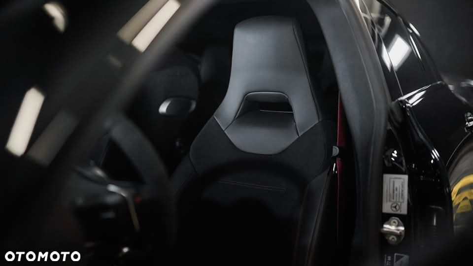 Mercedes-Benz CLA - 17
