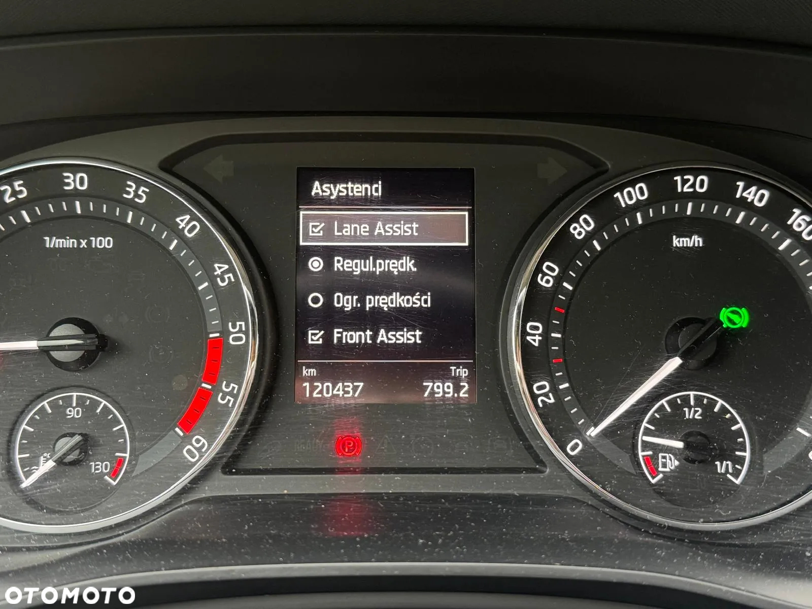 Skoda Octavia Combi 2.0 TDI DSG Ambition - 31