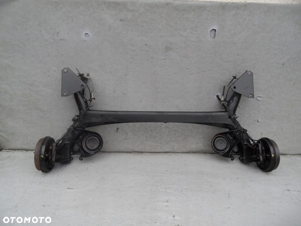 OŚ TYLNA BELKA TYŁ FIAT 500 2007-