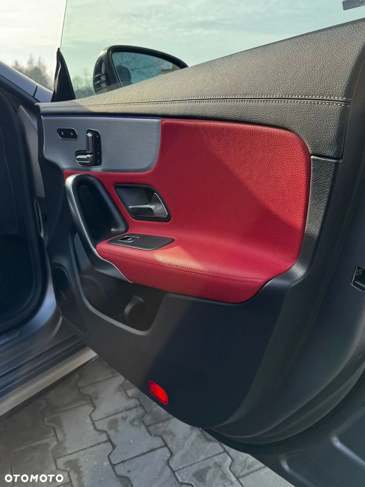 Mercedes-Benz CLA - 15