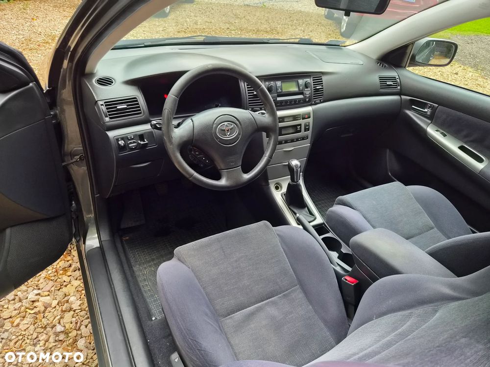 Toyota Corolla 1.4 VVT-i Terra - 6
