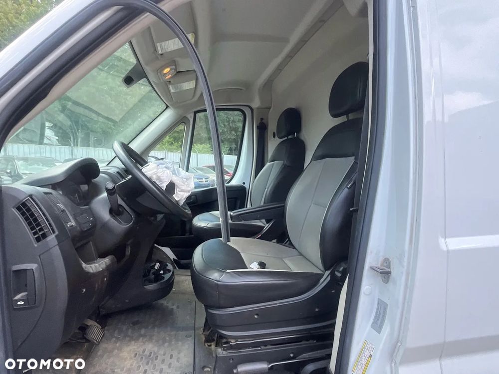 RAM PROMASTER 2500 DELIVERY VAN - 26