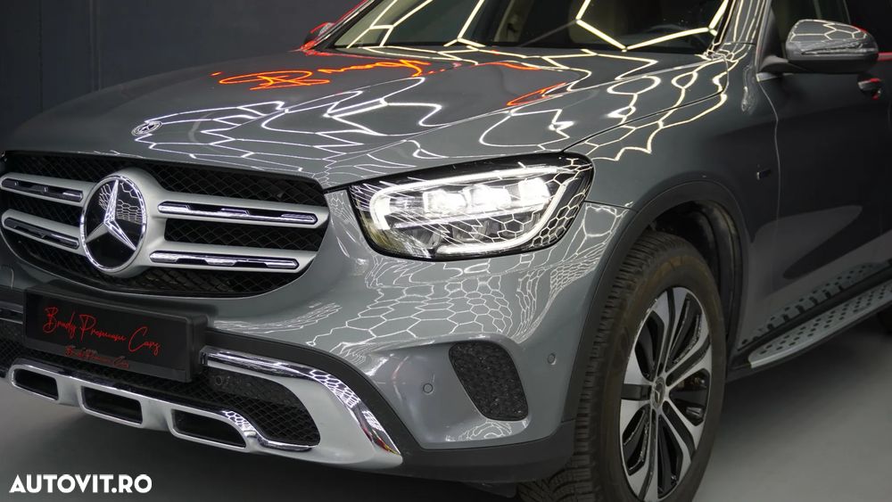 Mercedes-Benz GLC 300 e 4MATIC - 5