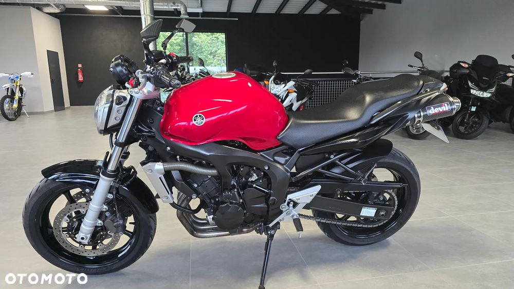 Yamaha FZ6 - 1