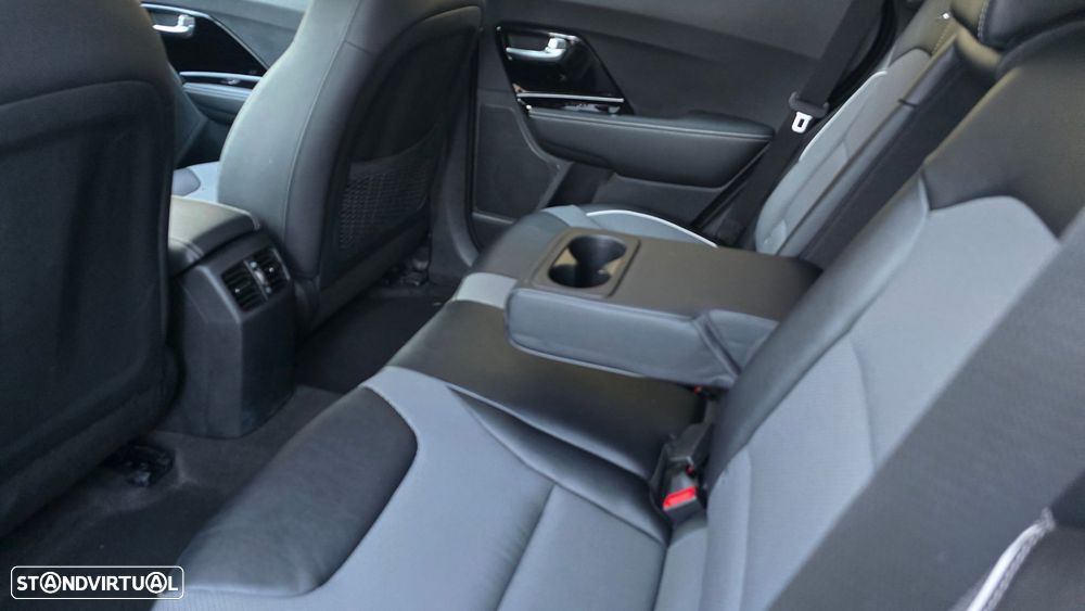 Kia e-Niro 64kWh — fotografia 48