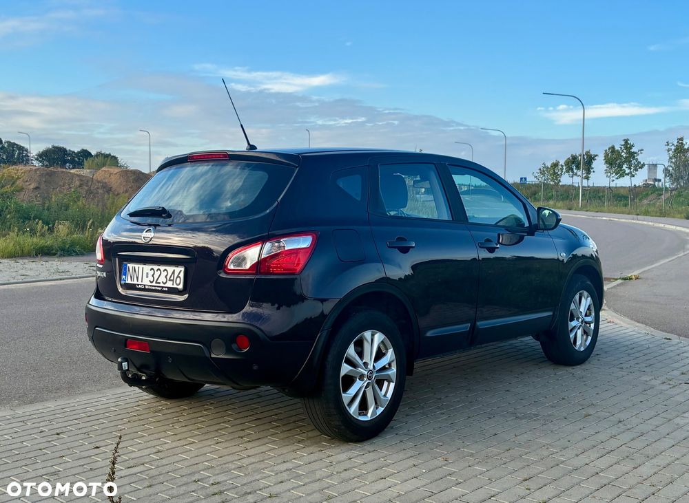 Nissan Qashqai 2.0 lounge - 5