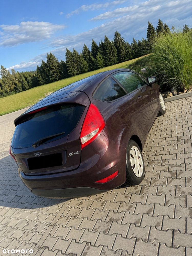 Ford Fiesta - 4