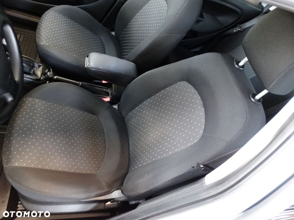 Fiat Grande Punto - 12