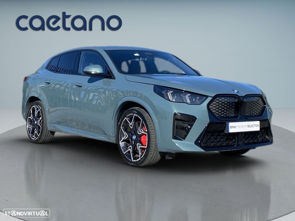 BMW iX2 eDrive20 Pack Desportivo M Pro - 24