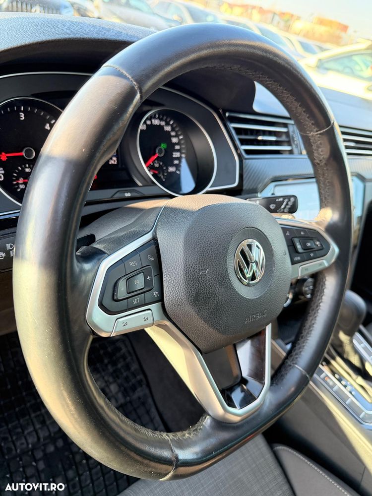 Volkswagen Passat 2.0 TDI DSG Comfortline - 6