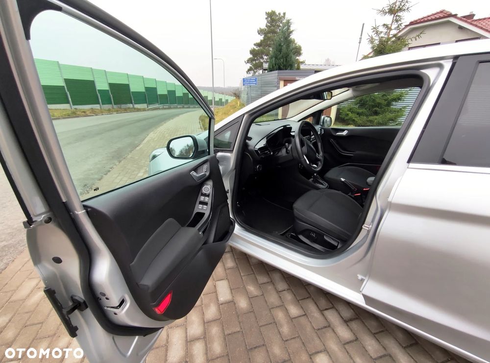 Ford Fiesta 1.0 EcoBoost Powershift Titanium - 5