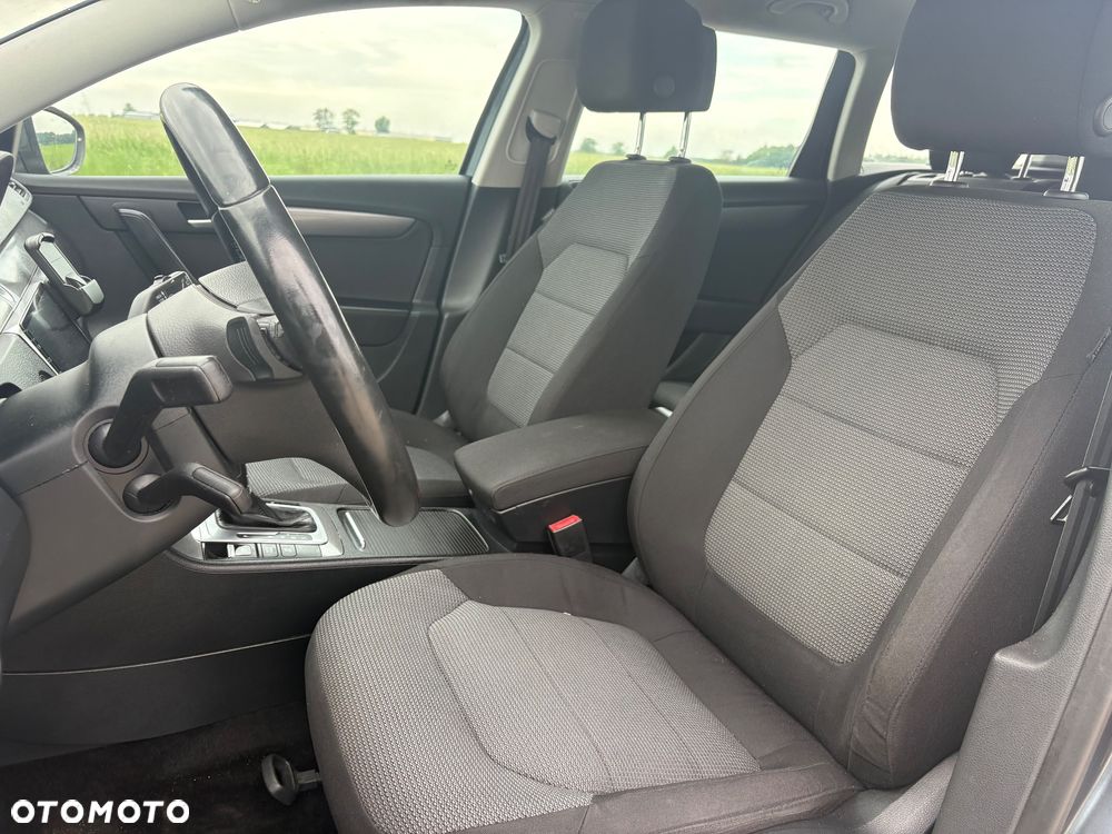 Volkswagen Passat 2.0 Blue TDI DSG SCR Comfortline - 13
