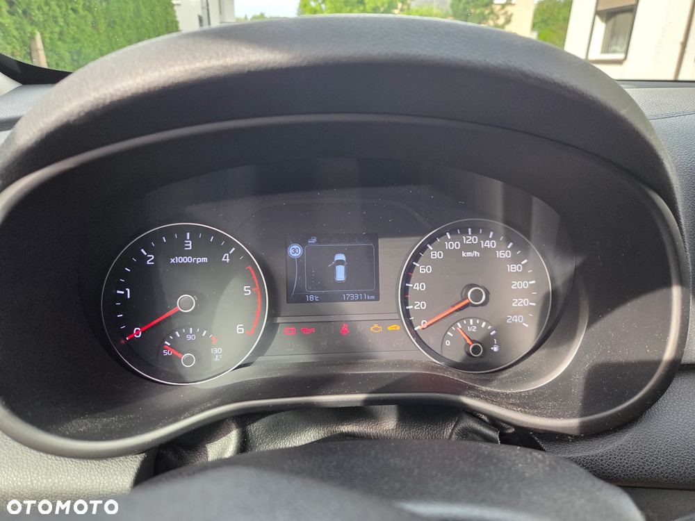 Kia Sportage 1.7 CRDI Business Line L 2WD - 9
