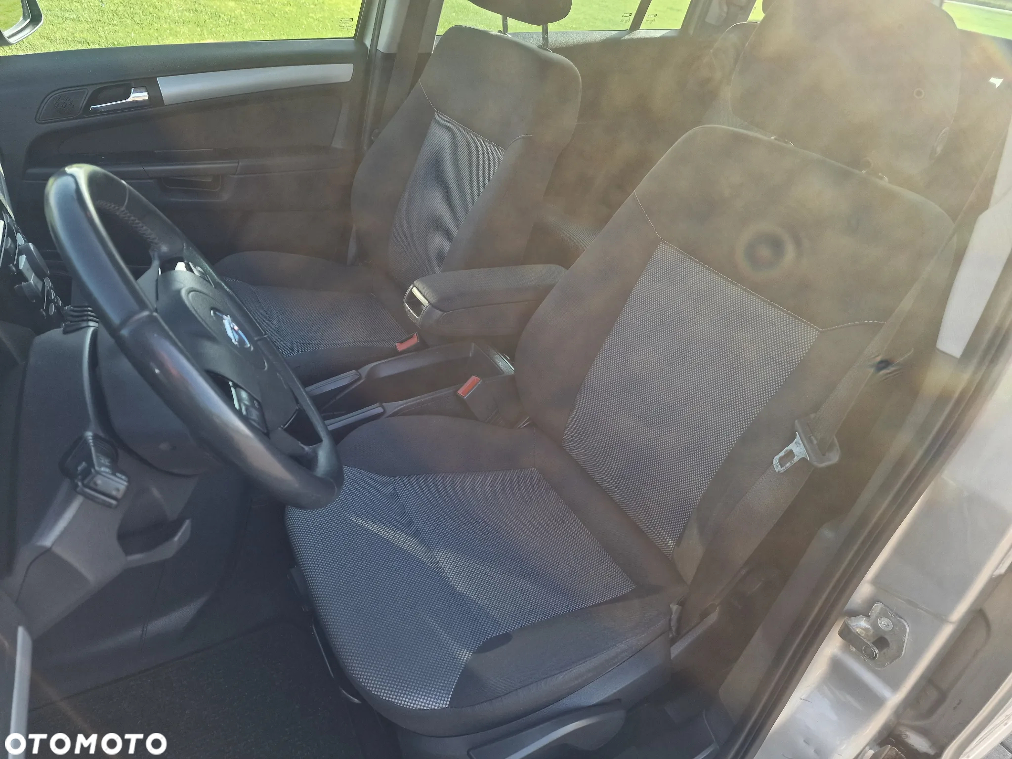 Opel Zafira 1.6 Cosmo - 14