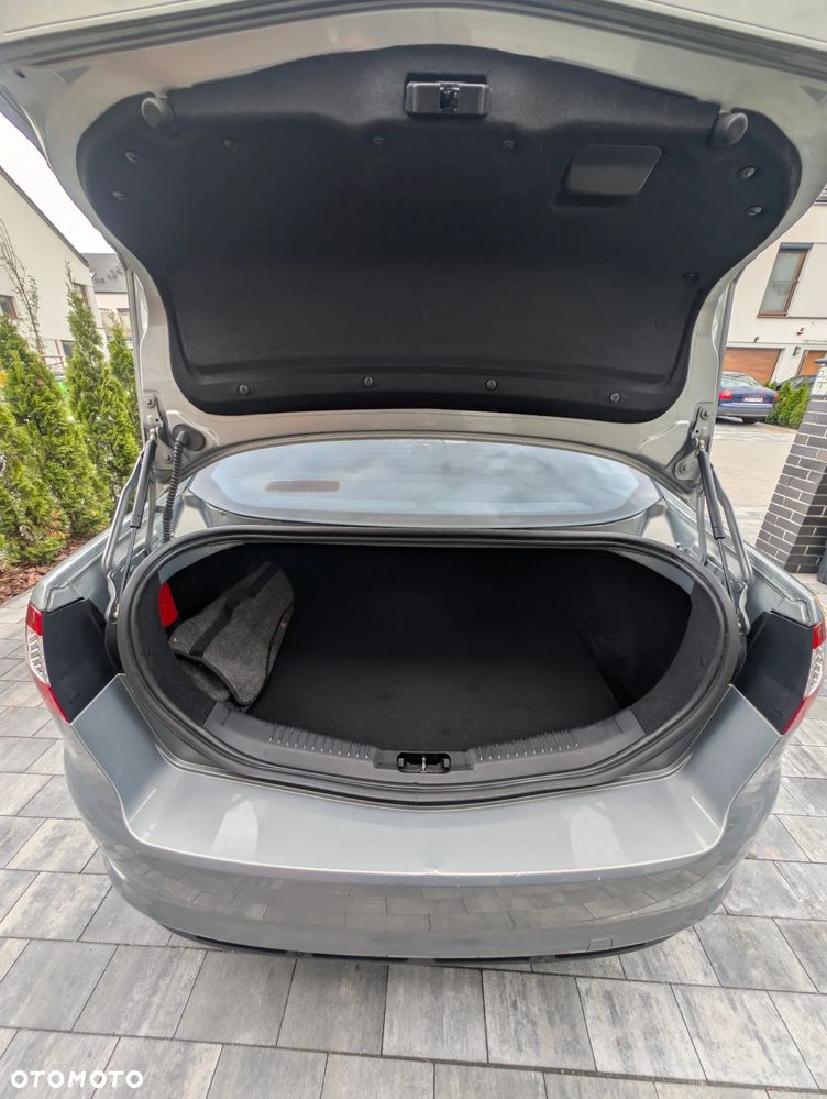 Ford Mondeo 2.0 Titanium - 11