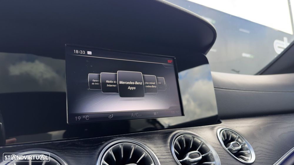 Mercedes-Benz E 220 d 9G-TRONIC AMG Line - 25
