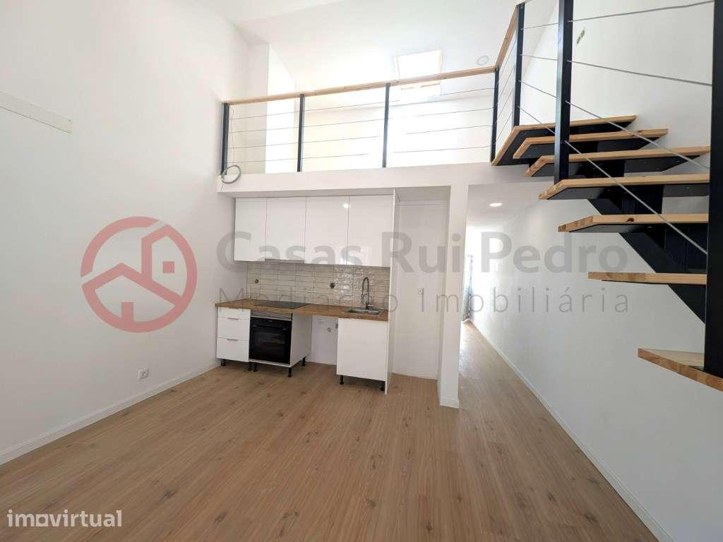 Moradia T1+1 a estrear com logradouro em Aldeia de Paio Pires, Seixal - Grande imagem: 4/29