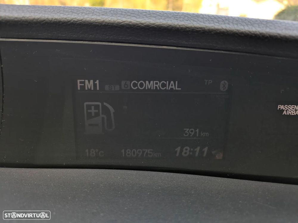 Honda Civic 1.4 i-VTEC 25 Anos - 9