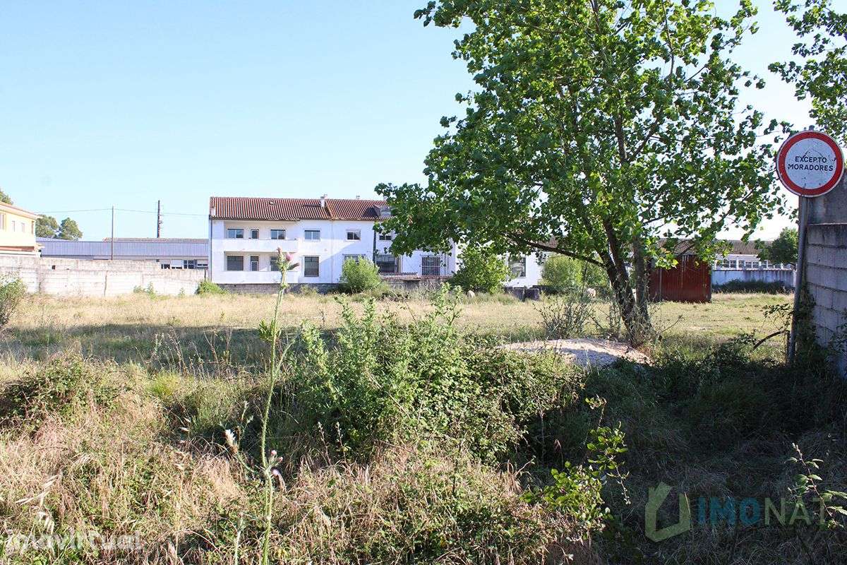 Terreno - Grande imagem: 2/12