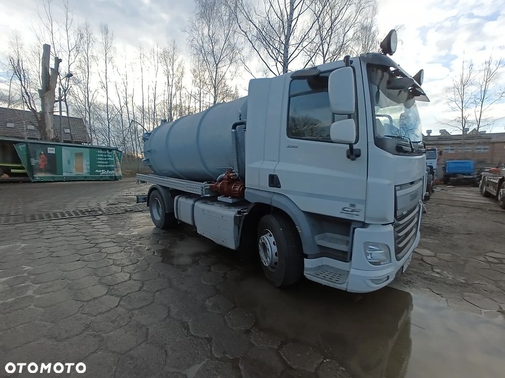 DAF cf - 4