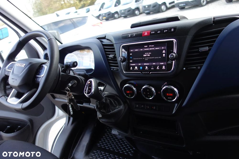 Iveco Daily Automat  35-160 L3H2 full Led Klima Webasto Kamera - 6