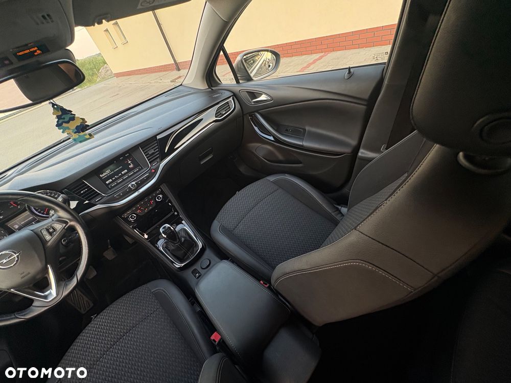 Opel Astra - 25