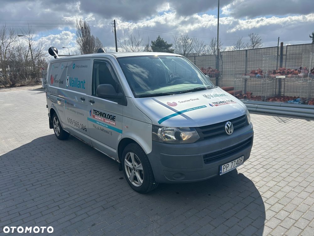 Volkswagen Transporter - 1