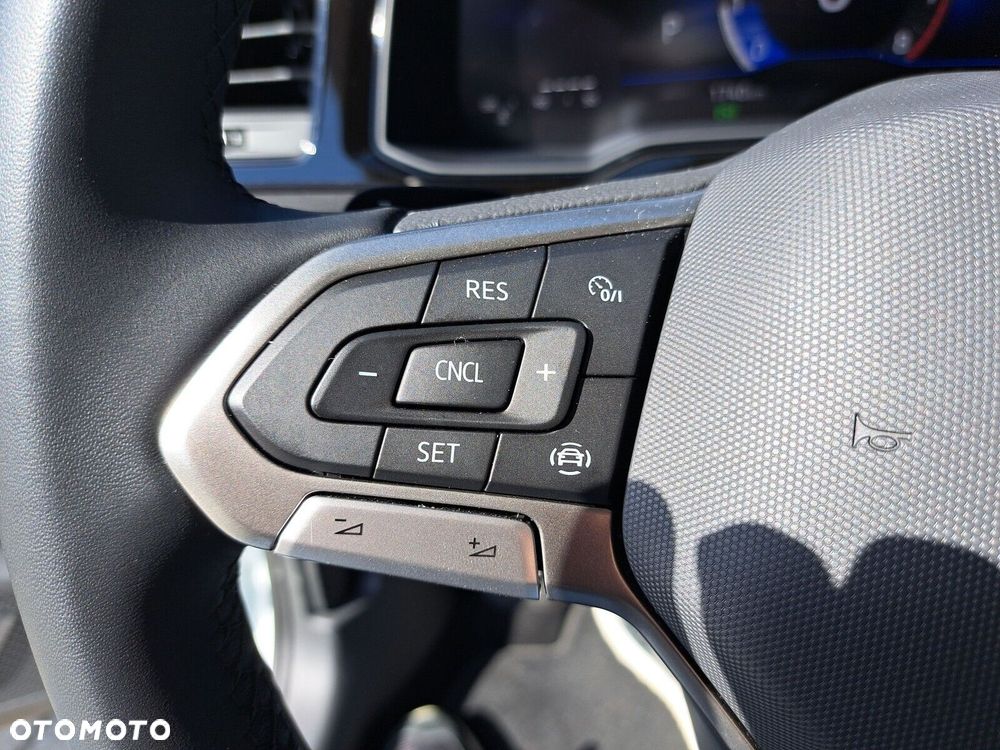 Volkswagen Polo - 29