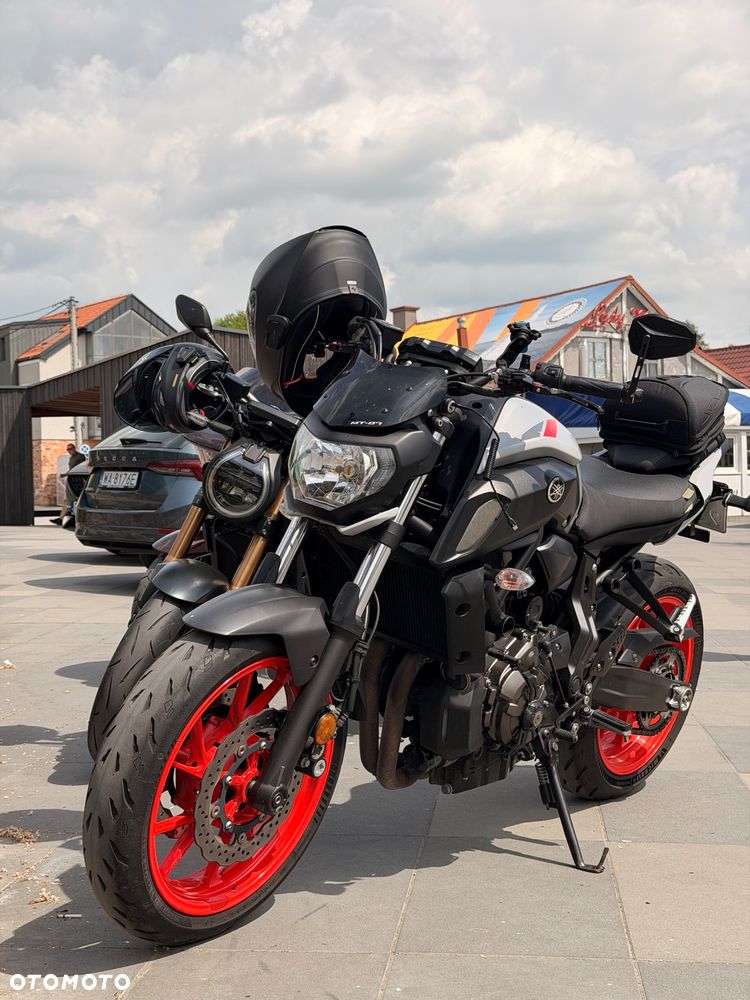 Yamaha MT - 6