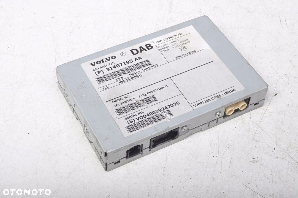 VOLVO V40 II WZMACNIACZ ANTENOWY 31407195