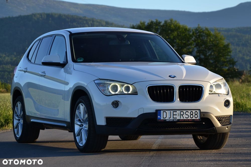 BMW X1 xDrive18d Sport Line - 1