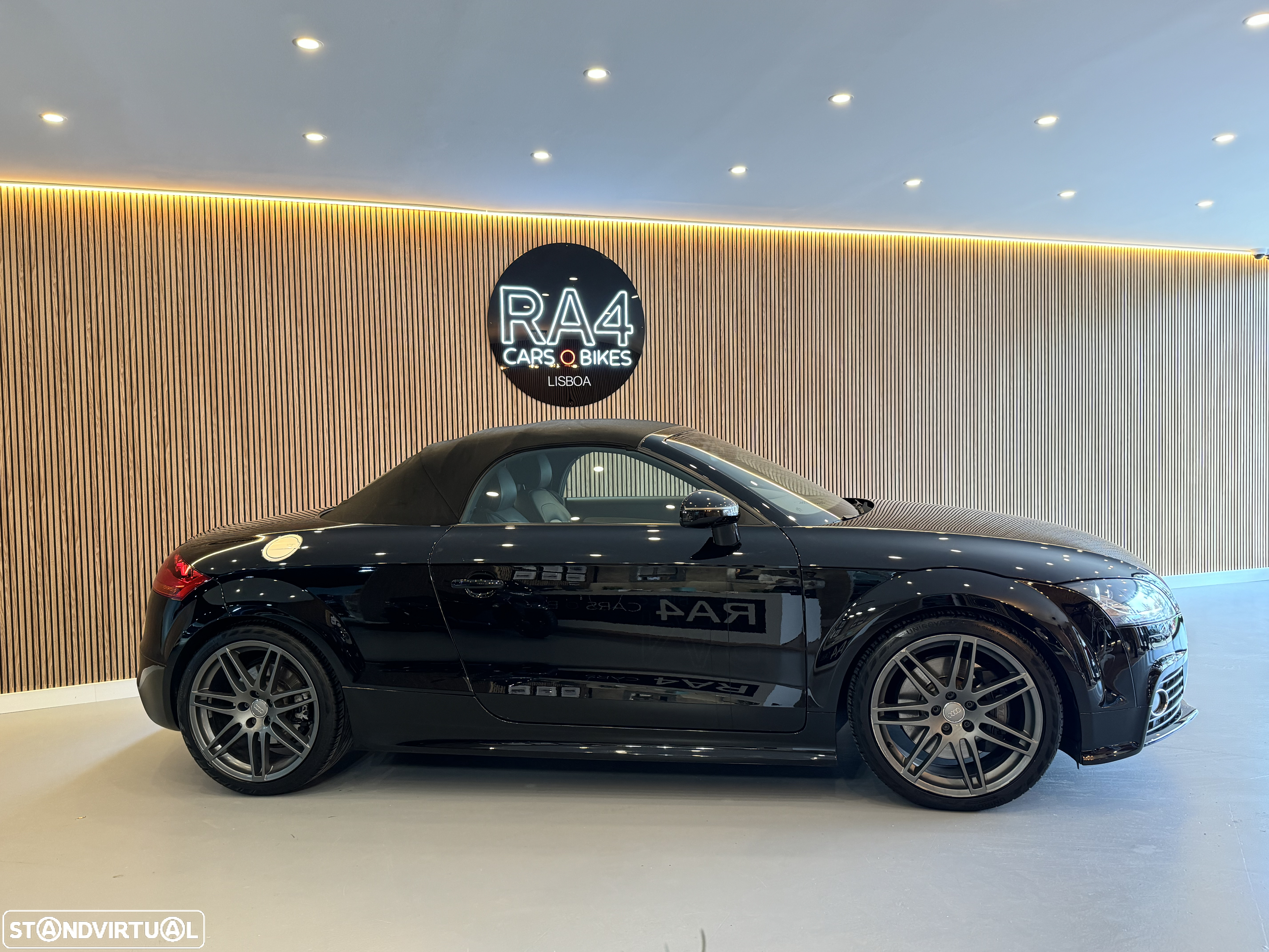 Audi TTS Roadster 2.0 TFSi quattro - 2