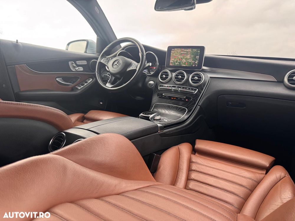 Mercedes-Benz GLC Coupe 250 d 4Matic 9G-TRONIC AMG Line - 13