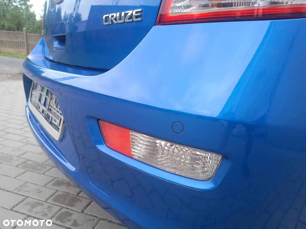 Chevrolet Cruze - 10