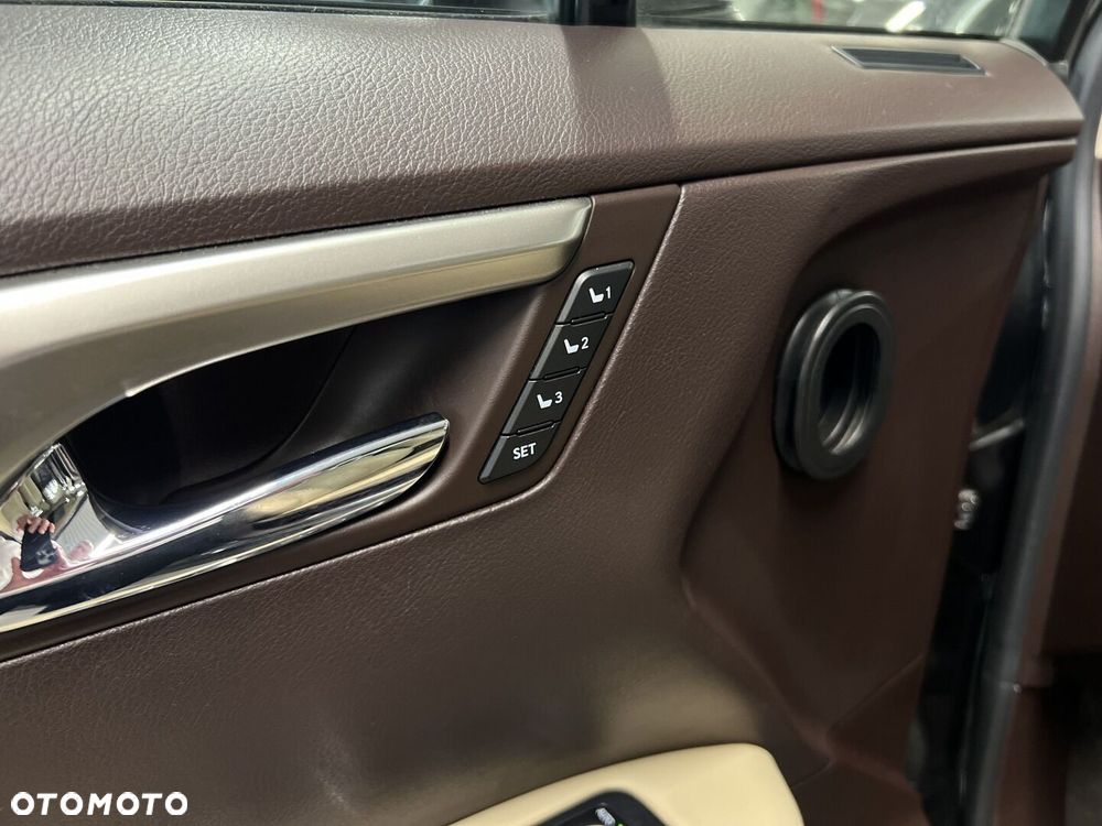 Lexus RX 450h Prestige - 24