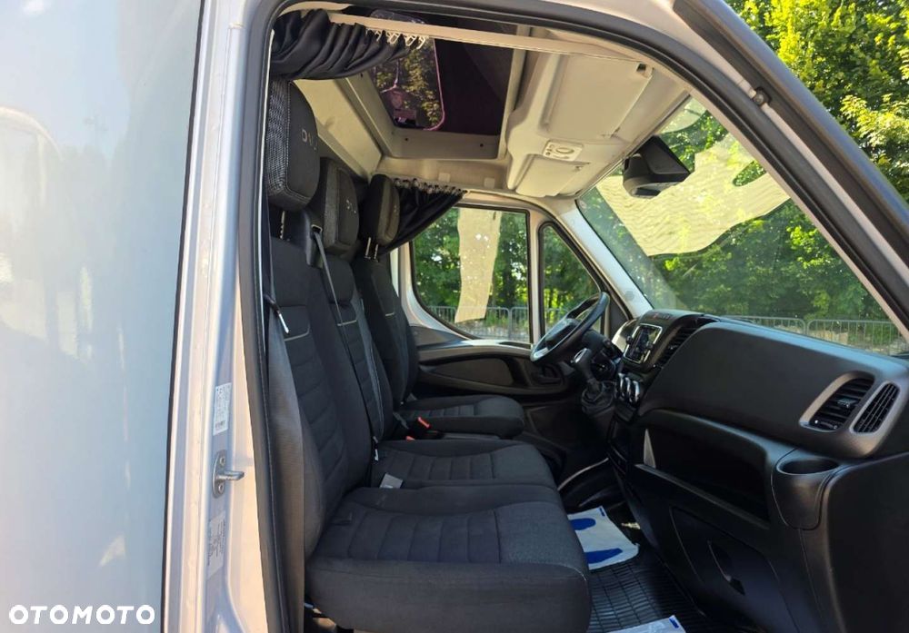 Iveco Daily 35S18 - 21