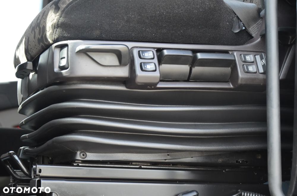 Scania S 500 / 2022r / KLIMA P./ FULL LED / ACC / NAVI / DE 2722 - 17