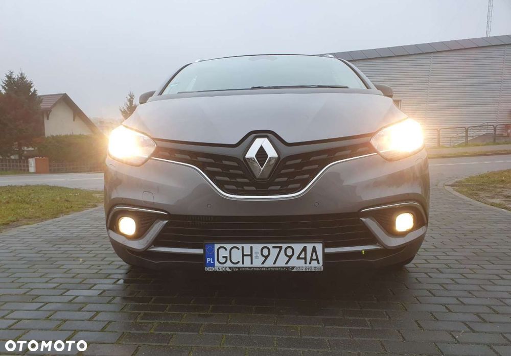Renault Grand Scenic - 15