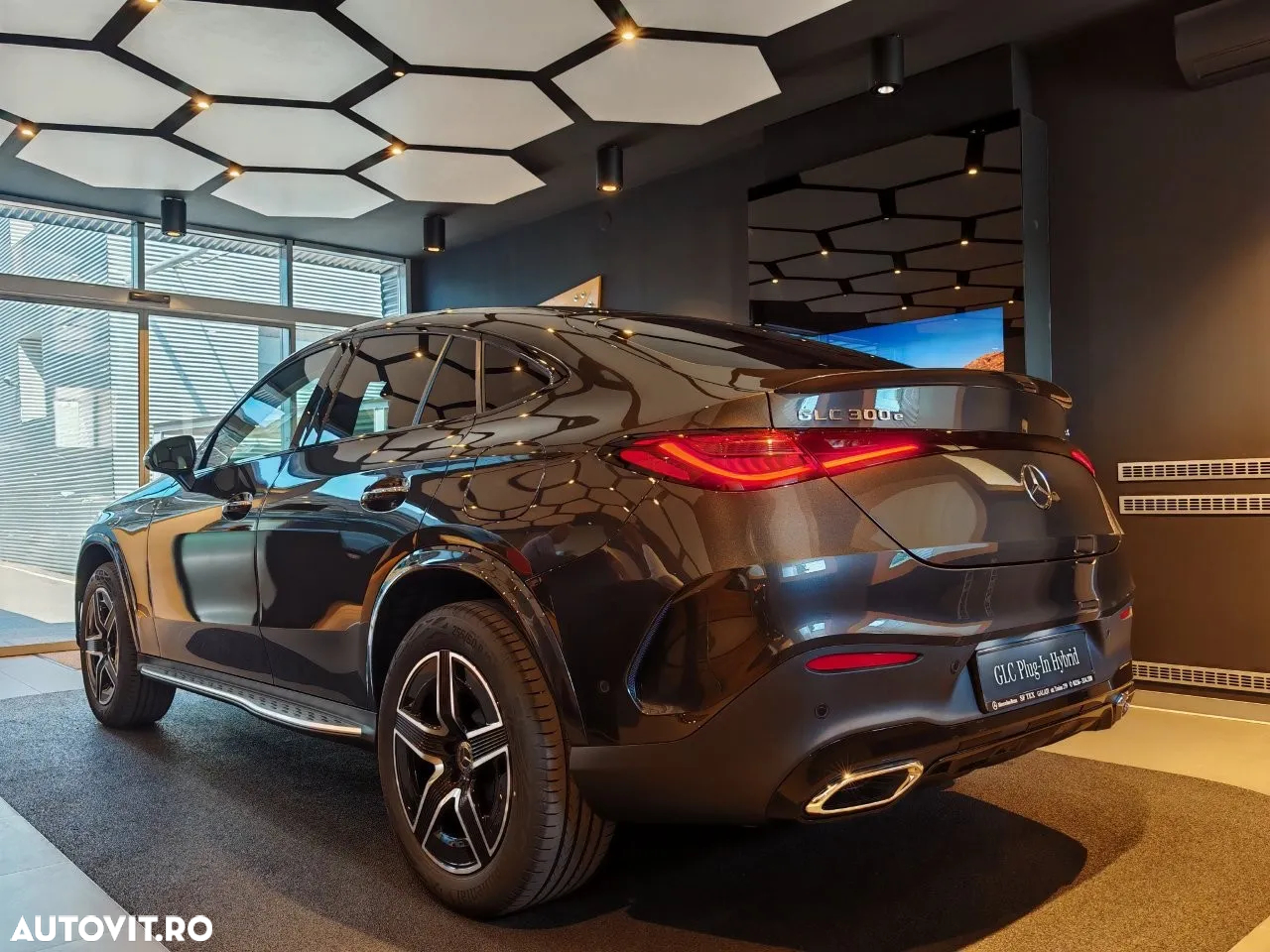 Mercedes-Benz GLC Coupe 300 e 4MATIC - 9