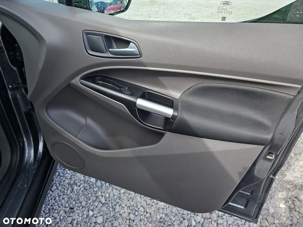 Ford Tourneo Connect 1.5 EcoBlue Titanium PowerShift - 21