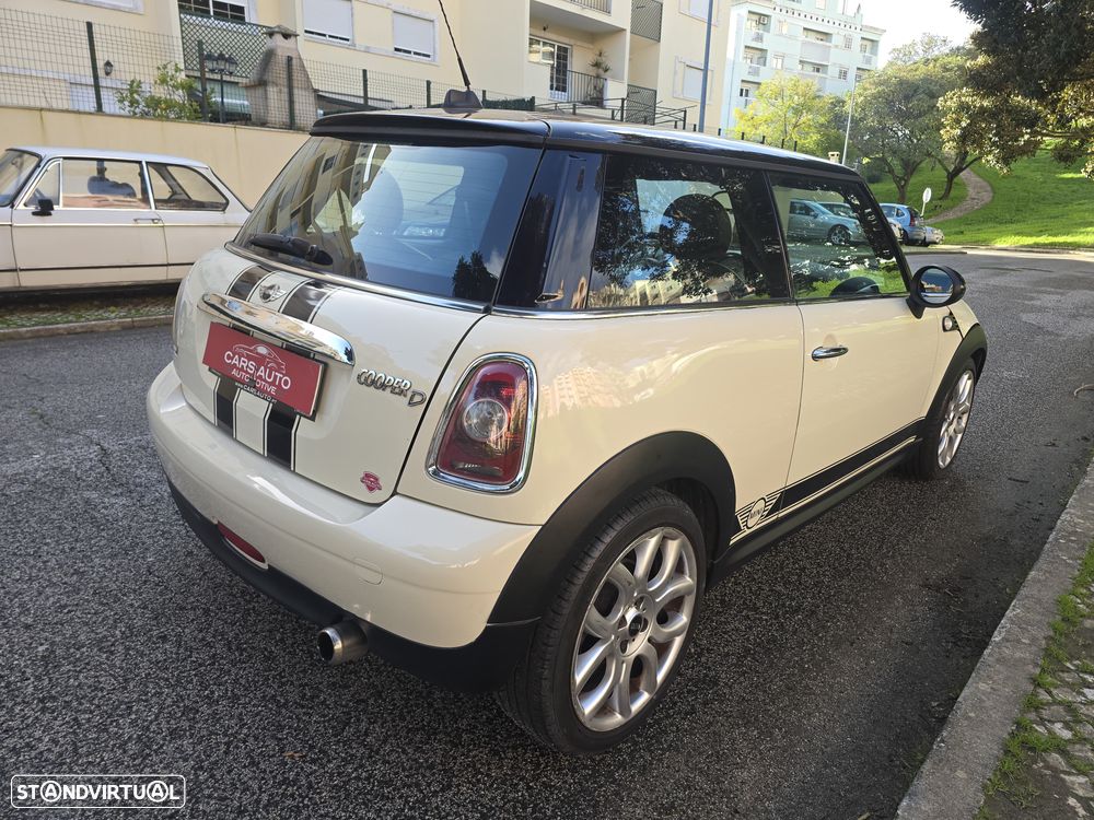 MINI 3 Portas Cooper D - 7