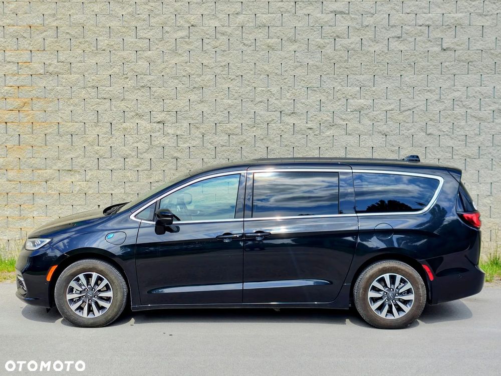 Chrysler Pacifica - 7