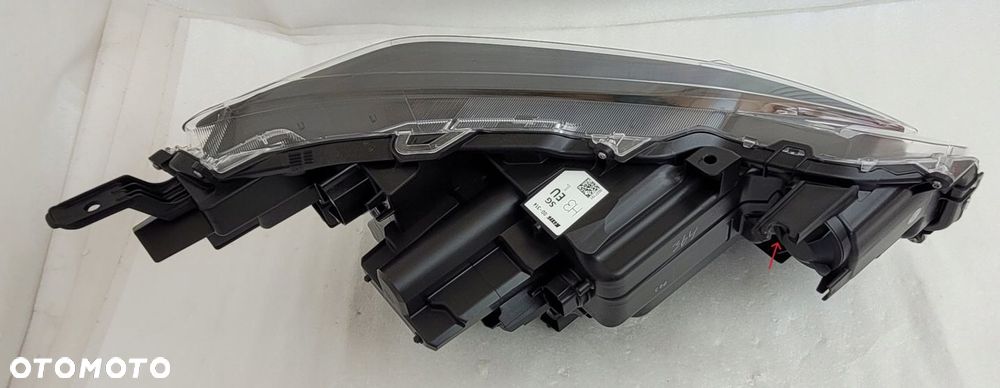 LAMPA LEWA PRZÓD TOYOTA YARIS CROSS FULL LED 2020- KOITO 0D-314 - 6