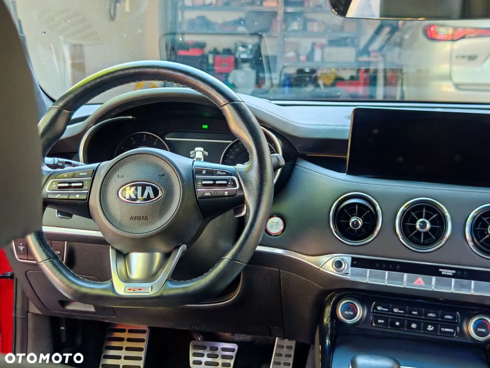 Kia Stinger 3.3 T-GDI V6 GT AWD - 25