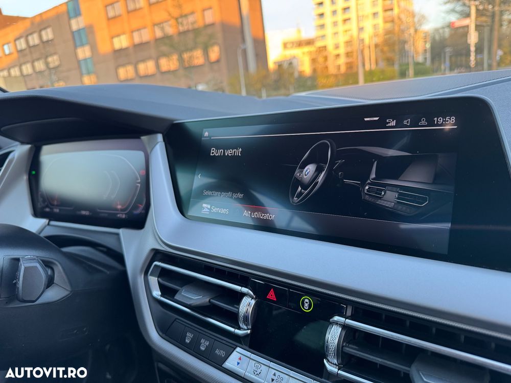BMW Seria 1 120d AT - 10