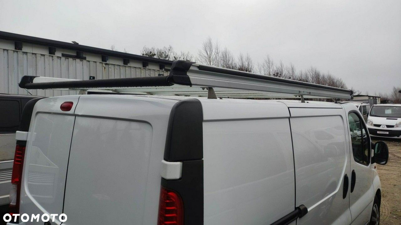 Opel Vivaro - 25